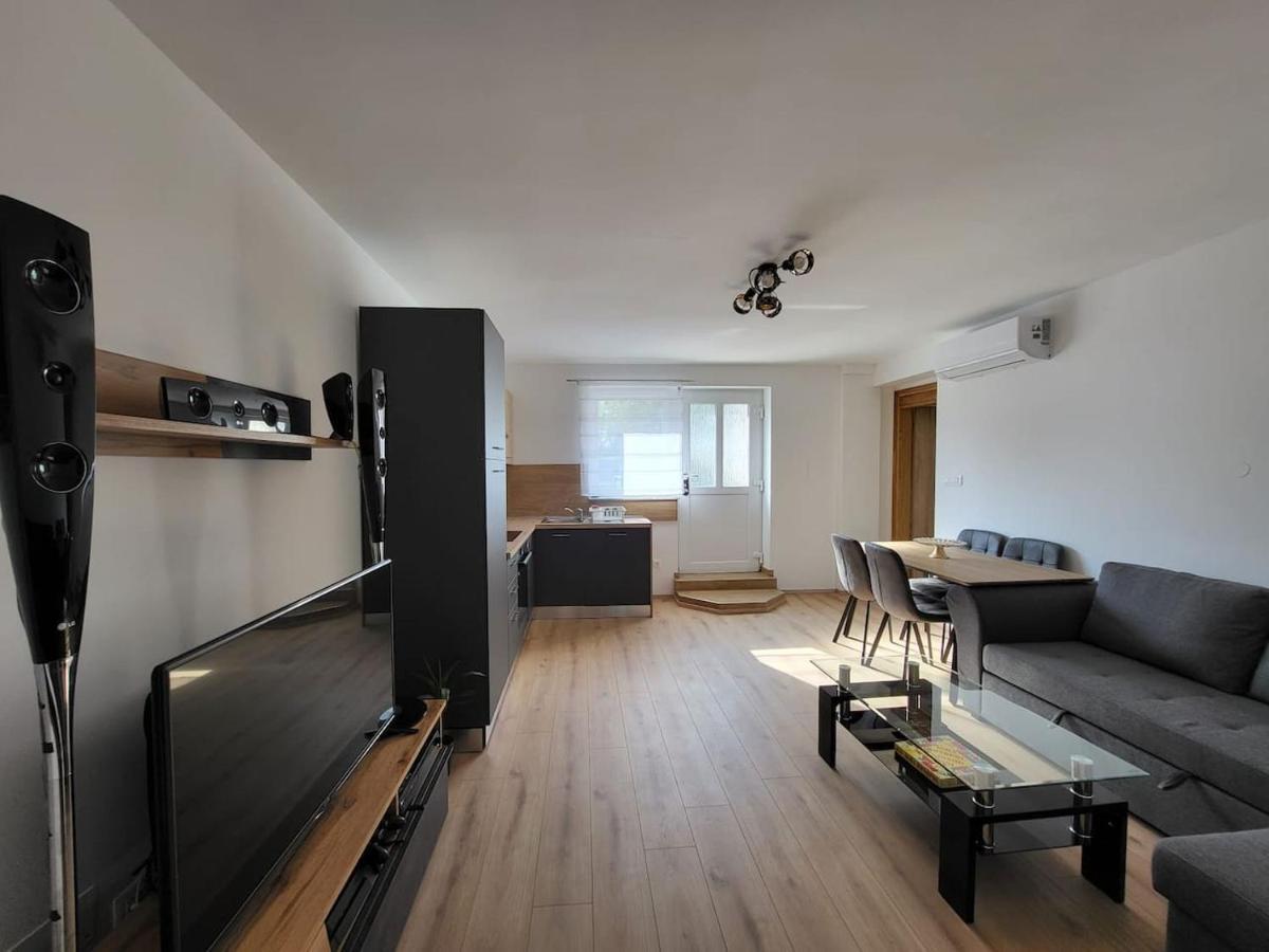 Apartment Dado Slunj Eksteriør bilde